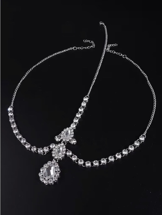 Crystal Bridal Headpiece - Silver Clear Rhinestone Forehead Chain main image 5